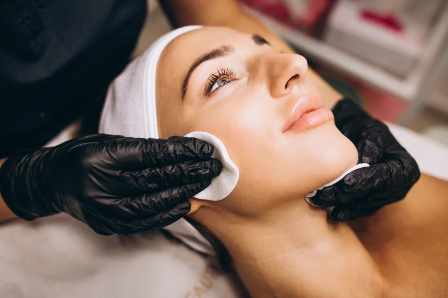 Clinica de Estética em Portugual - Instituto Zuzubecker - Limpeza de Pele e Profunda